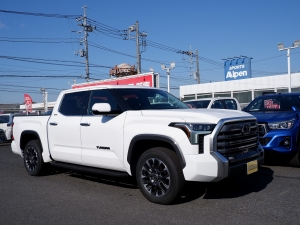 タンドラ新車2023ｙ　タンドラ　リミテッド　ＬＥＤ