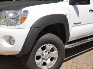 タコマ新車並行タコマ　4ＷＤダブルキャブ　SR5