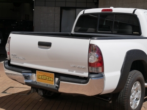 タコマ新車並行タコマ　4ＷＤダブルキャブ　SR5
