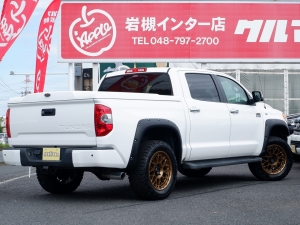 タンドラ新並タンドラ　1794ED　TRDProグリル　ハードトノカバー