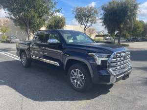 タンドラ新車　タンドラ　４WDクルーマックス　1794ED