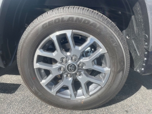 タンドラ新車　タンドラ　４WDクルーマックス　1794ED