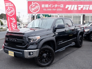 タンドラ新並タンドラ　SR5　ハードトノカバー　
