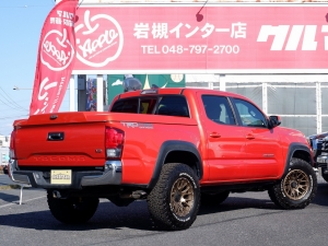 タコマ新車並行　1オーナー