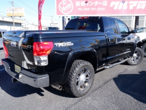 タンドラSR5　ダブルキャブ　トノカバー