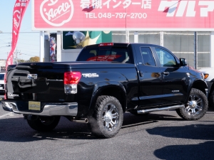 タンドラSR5　ダブルキャブ　トノカバー