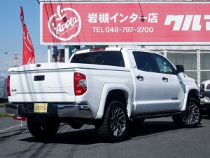 タンドラ自社輸入　ワンオーナー　４WD　