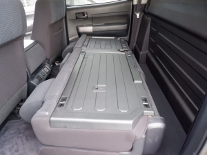 タンドラ新車並行　サンルーフ　ベンチシート