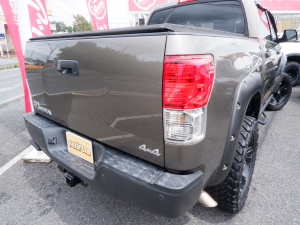 タンドラ新車並行　サンルーフ　ベンチシート