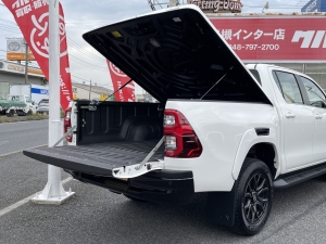 ハイラックスGRスポーツ　LINE-X
