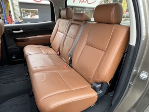 タンドラ新車並行 1オーナー レッドロックレザー