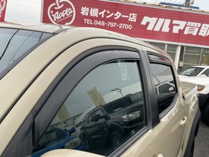タコマ新車並行　1オーナー　ベージュ