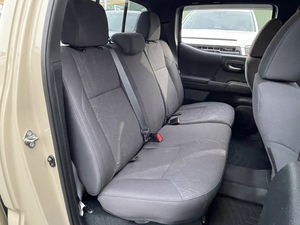 タコマ新車並行　1オーナー　ベージュ