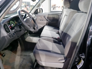 タンドラ新車並行　6人乗り　ベンチシート＆コラムシフト