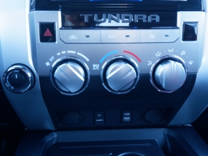 タンドラ新車並行　TRDPRO　４WD