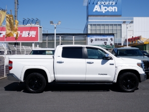 タンドラ新車並行　1オーナー