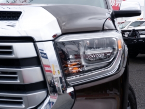 タンドラ新車並行　クルーマックス　リミテッド