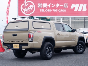 タコマ新車並行　1オーナー　ベージュ