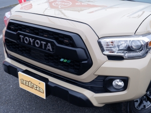 タコマ新車並行　1オーナー　ベージュ