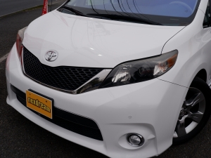 シエナ新車並行　アメリカモデル　サンルーフ