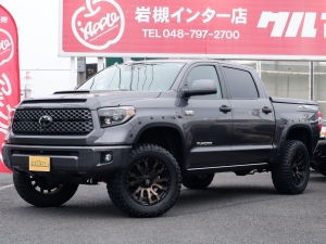 タンドラ新車並行　クルーマックス　４WD