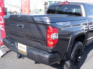 タンドラ新車並行　クルーマックス　４WD