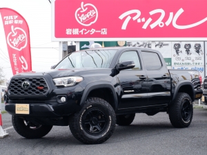 タコマTRDオフロード　タコマ　4WD
