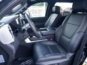 タンドラ新車並行　プラチナム　新型タンドラ