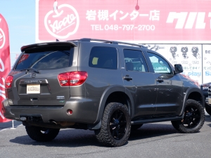 セコイア新車並行　セコイア　リフトアップ