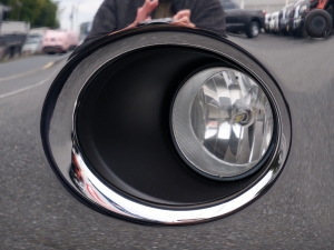 タンドラプラチナム　サンルーフ　新車並行