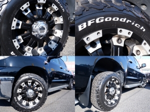 タンドラクルーマックス　V8　LINE-X