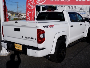 タンドラ新車並行　TRD　4WD