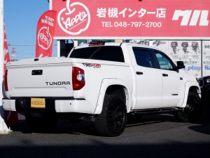 タンドラ新車並行　TRD　4WD