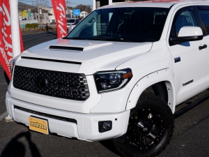 タンドラ新車並行　TRD　4WD