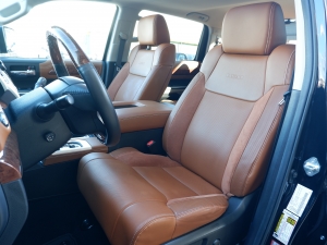 タンドラ新車並行　1794エディション　LINE-X