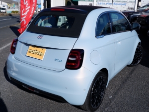 買取・下取り直販車フィアット　500e　オープン