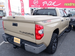 タンドラ新車並行　サンルーフ　TSS-P