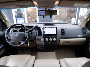 タンドラベンコラ　新車並行　LINE-X