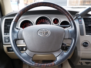 タンドラベンコラ　新車並行　LINE-X