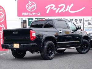 タンドラ新車並行　アメリカモデル　プラチナム