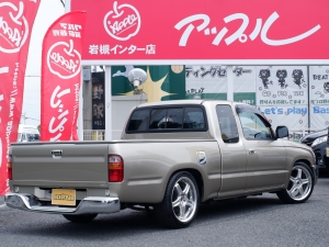 ハイラックスエクストラキャブ
