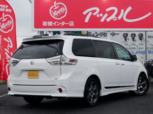 シエナシエナ　プリファード　新車並行
