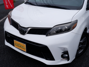 シエナシエナ　プリファード　新車並行