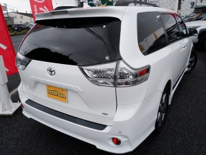シエナシエナ　プリファード　新車並行
