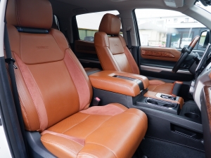 タンドラ1794ED　4WD　リフトアップ