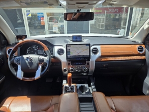 タンドラ1794ED　4WD　リフトアップ
