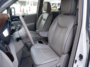 買取・下取り直販車クエスト　7人乗り　