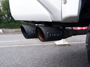 タンドラ1794エディション　新車並行