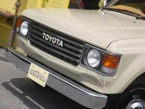 ランクル８０ヴィンテージ丸目