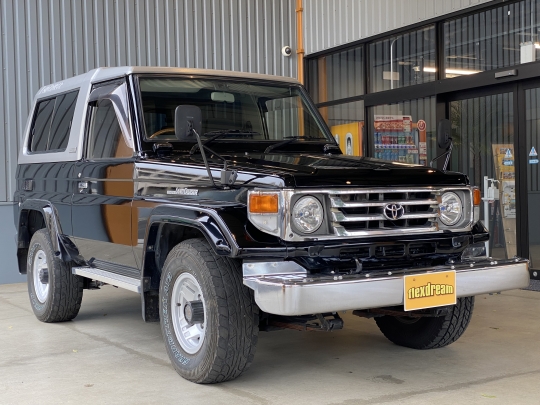 ランクル70 ランクル70 ミドル 純正カラー 中古車 ランクル70 ランクル70 ミドル 純正カラー 中古車